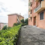 La Casa Del *